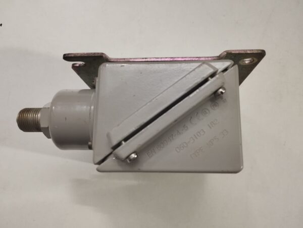 Danfoss Kps 33 Pressure Switch - Image 3