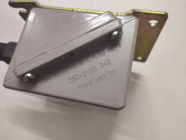 Danfoss Kps 35 060-3100 342 Pressure Switch - Image 3