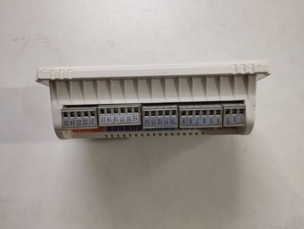 Honeywell Ub4334sen Temperature Controller - Image 4