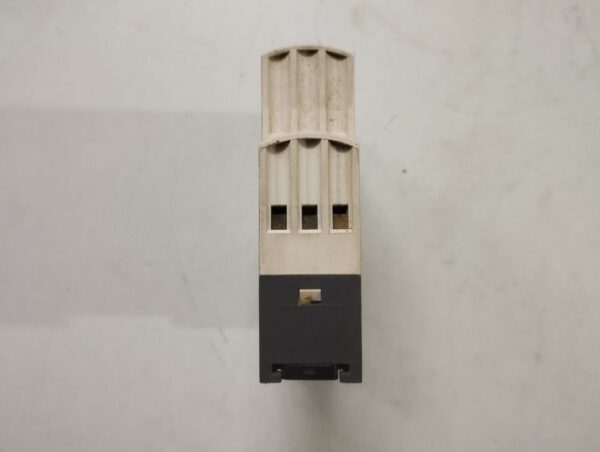 Schneider Rm4tr32 3 Phase Voltage Monitoring Relay - Image 5