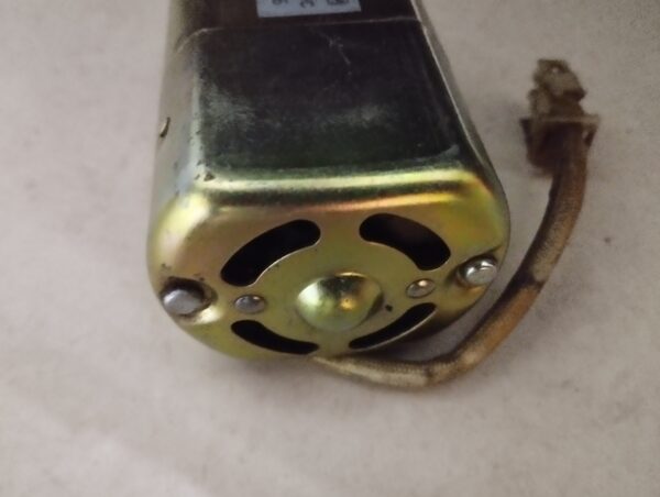 Terasaki 3m-1502a Acb Charging Motor - Image 5