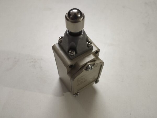 Omron Wld3 Limit Switch - Image 3