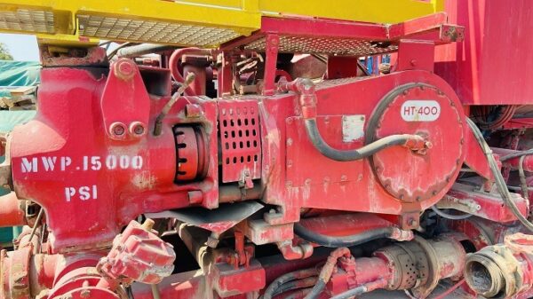 Halliburton HT400 Mud Pump (Refurbished) - Image 3